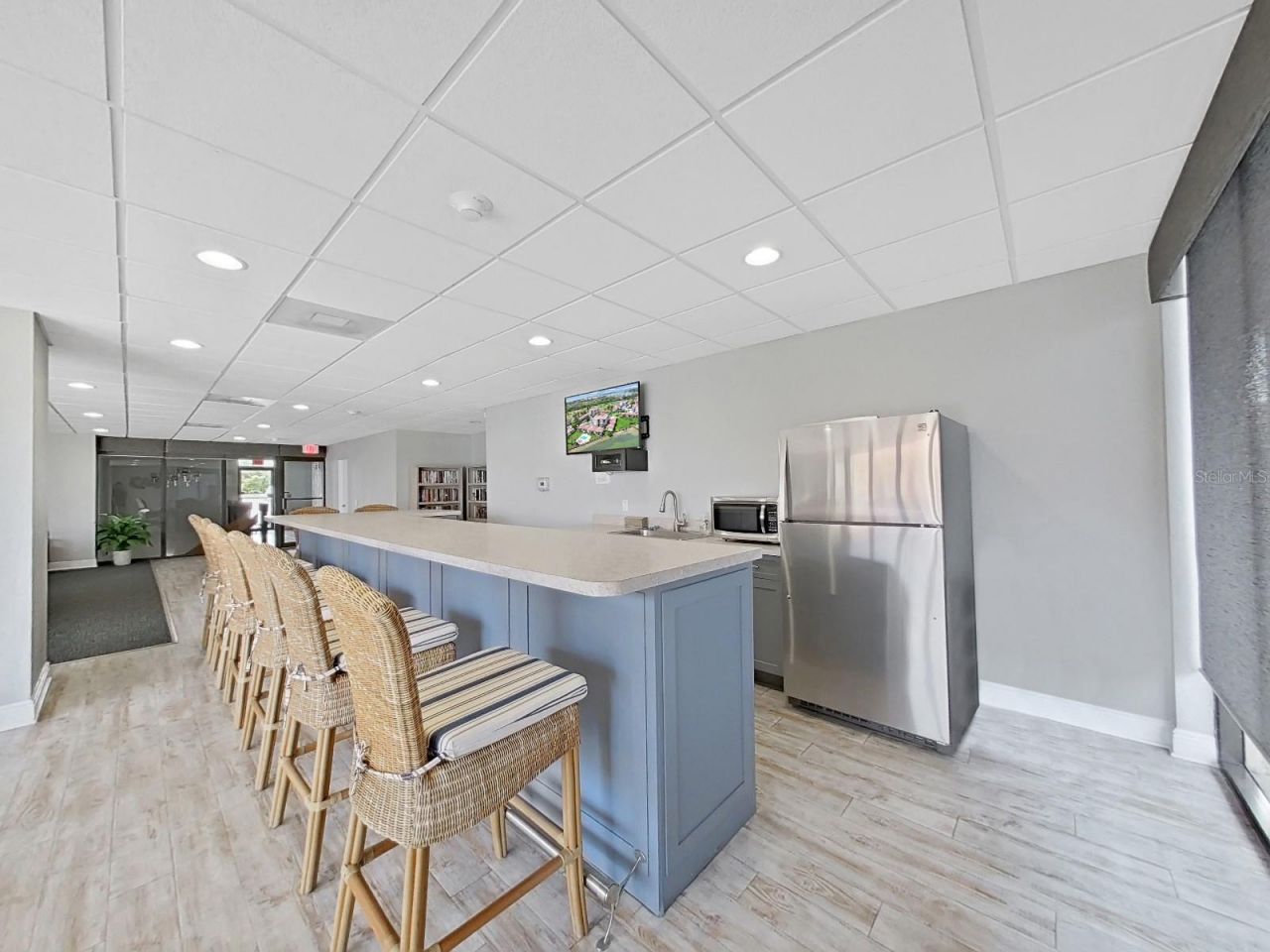 6177 Sun Boulevard, Unit 108, Saint Petersburg, FL 33715 Photo