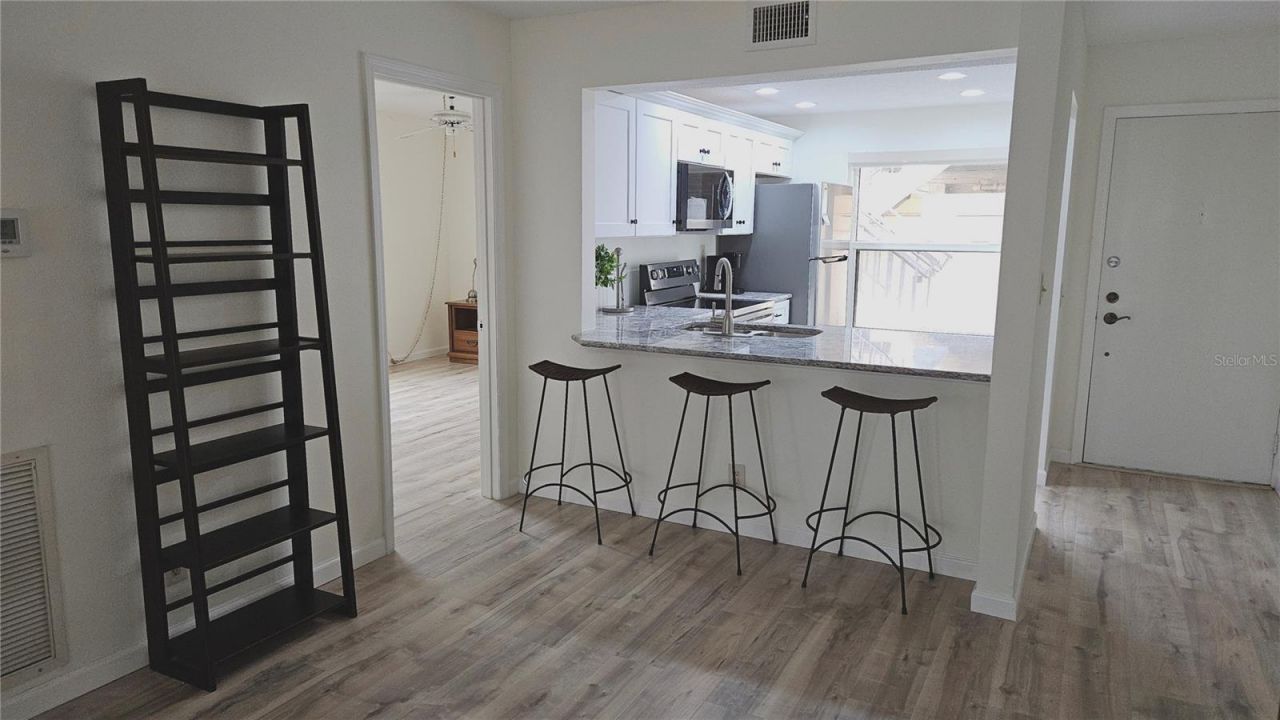 6177 Sun Boulevard, Unit 108, Saint Petersburg, FL 33715 Photo