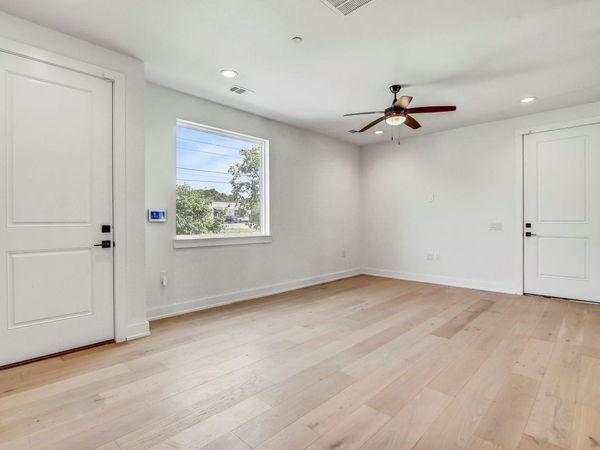 4127 E 12th ST, Unit 3, Austin, TX 78721