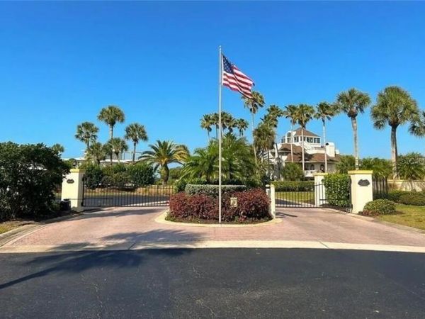 10131 EAGLE PRESERVE DRIVE, ENGLEWOOD, FL 34224