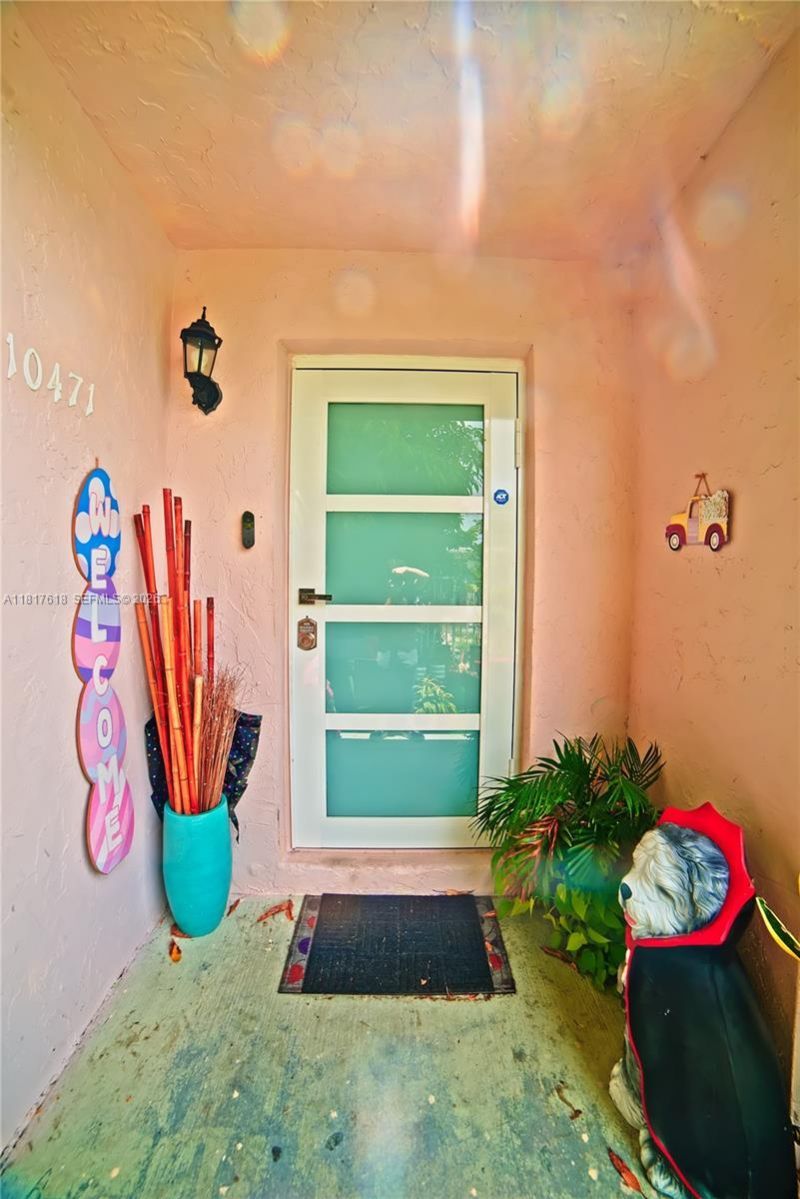 10471 SW 174th Ter, Miami, FL 33157 Photo