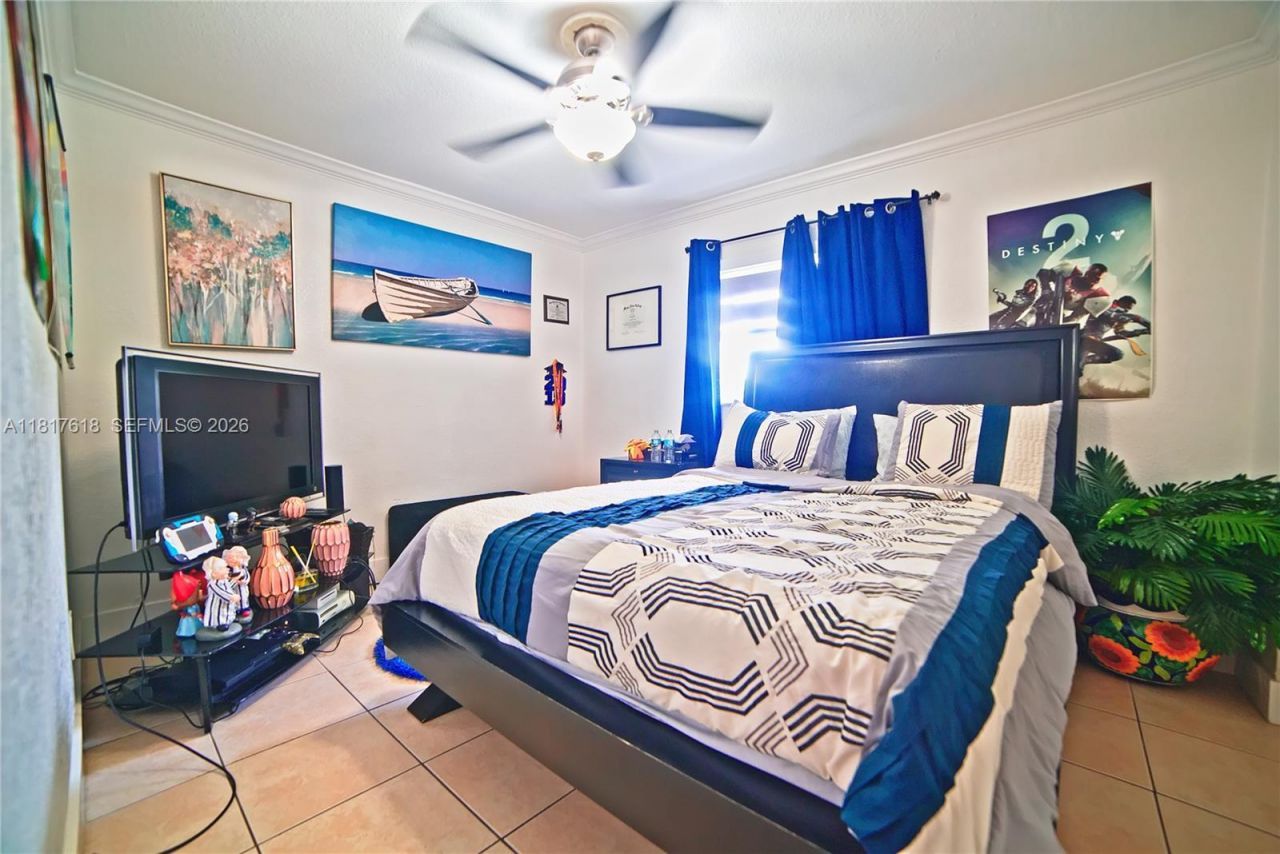 10471 SW 174th Ter, Miami, FL 33157 Photo