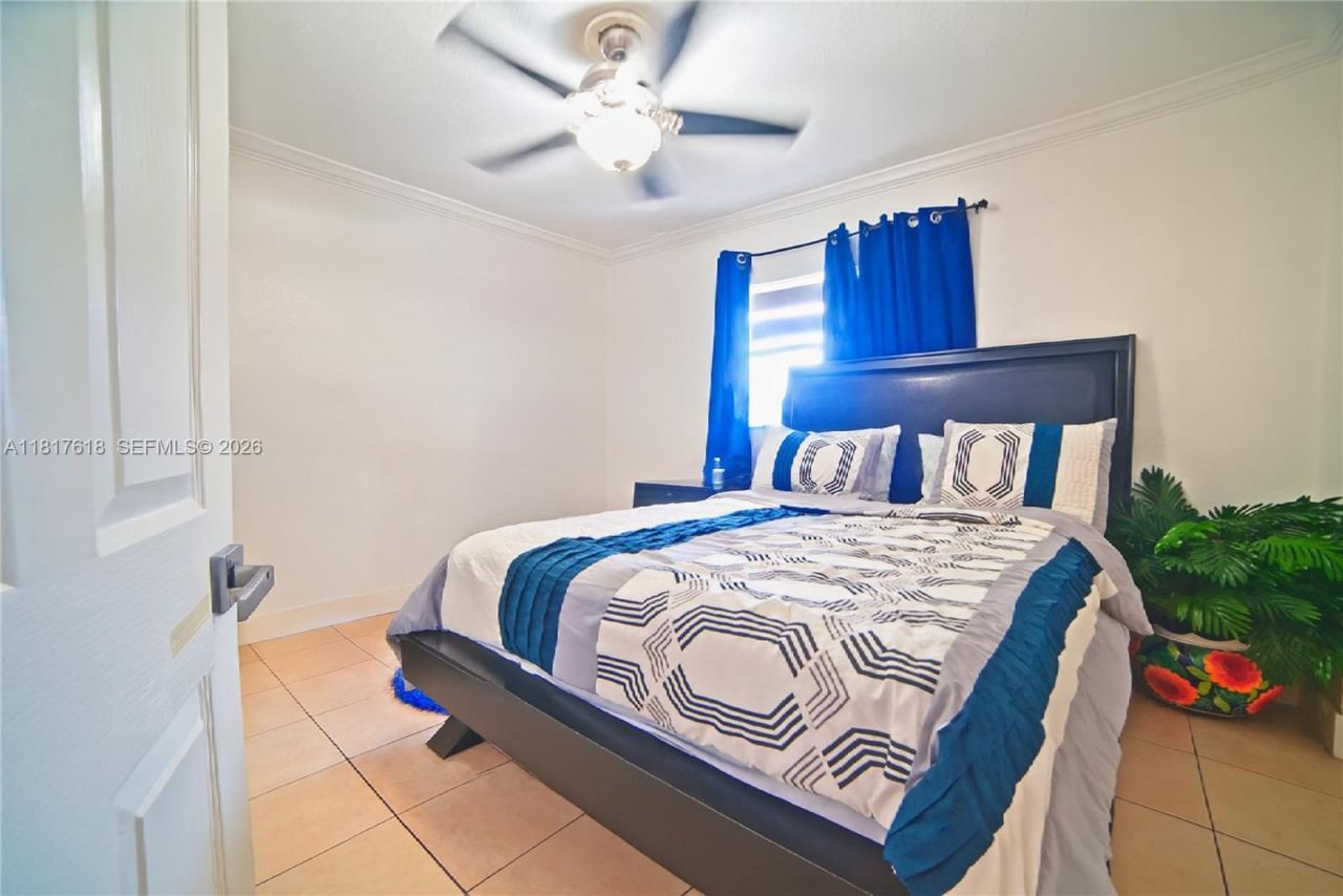 10471 SW 174th Ter, Miami, FL 33157 Photo