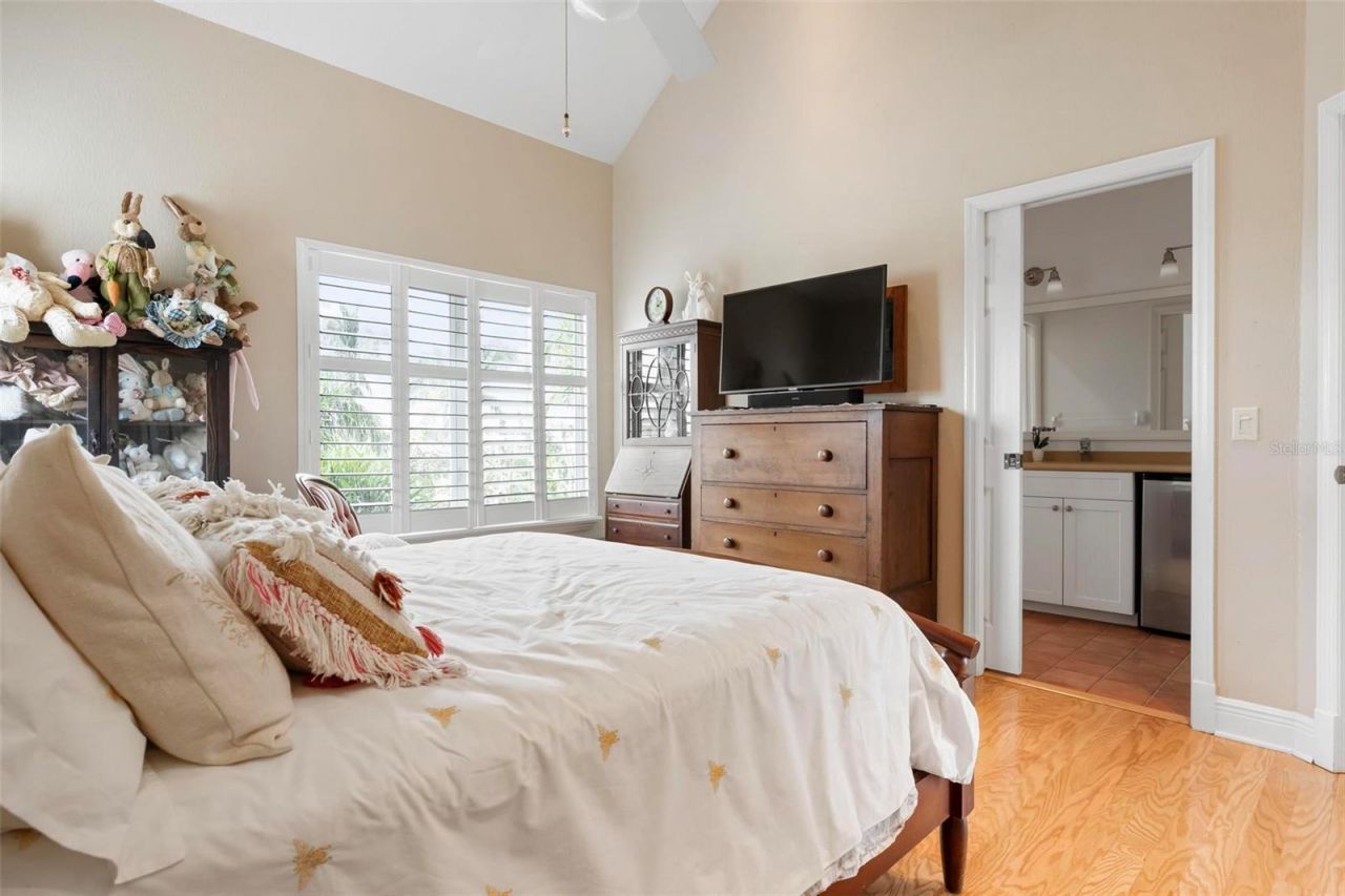 512 77th Street, Holmes Beach, FL 34217 Photo