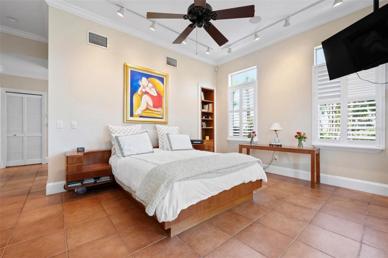 512 77th Street, Holmes Beach, FL 34217 Photo