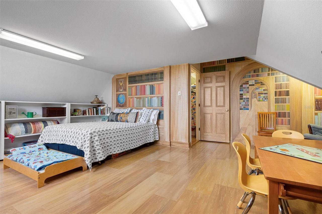 512 77th Street, Holmes Beach, FL 34217 Photo