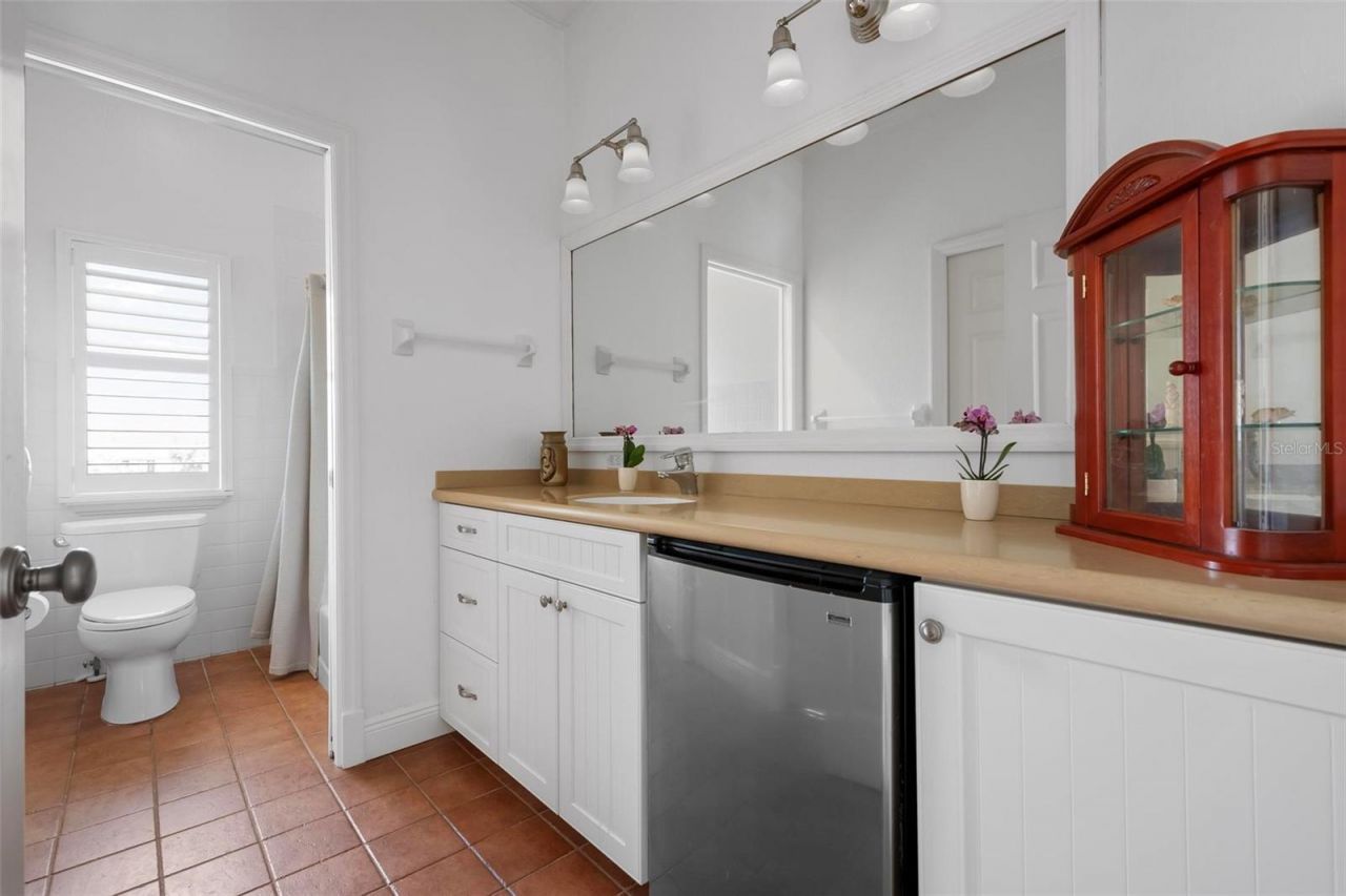 512 77th Street, Holmes Beach, FL 34217 Photo