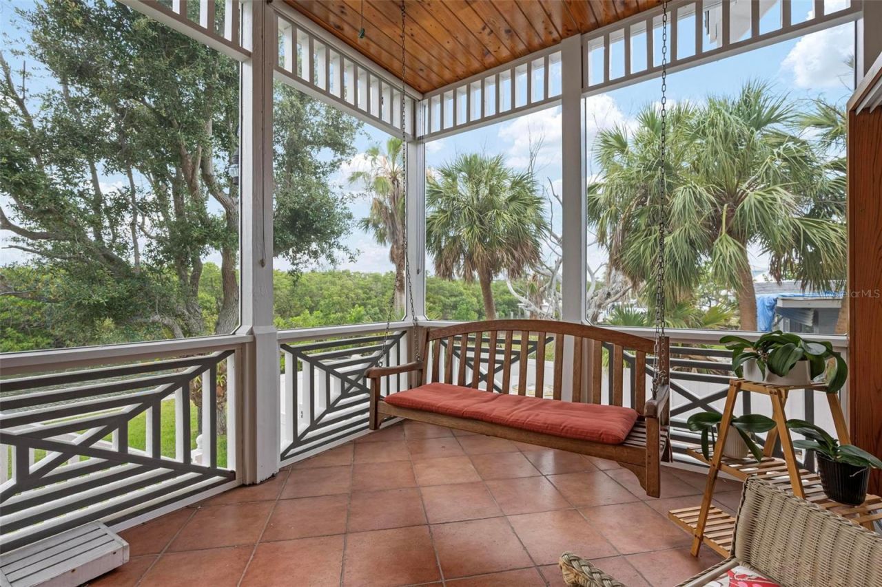 512 77th Street, Holmes Beach, FL 34217 Photo