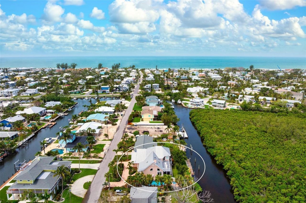 512 77th Street, Holmes Beach, FL 34217 Photo