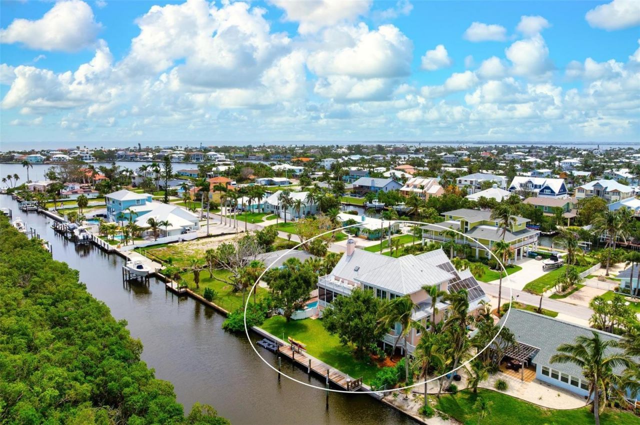 512 77th Street, Holmes Beach, FL 34217 Photo