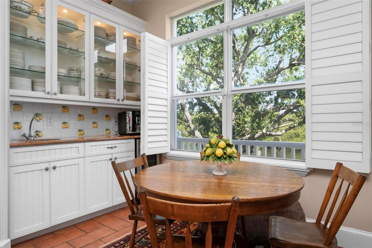 512 77th Street, Holmes Beach, FL 34217 Photo