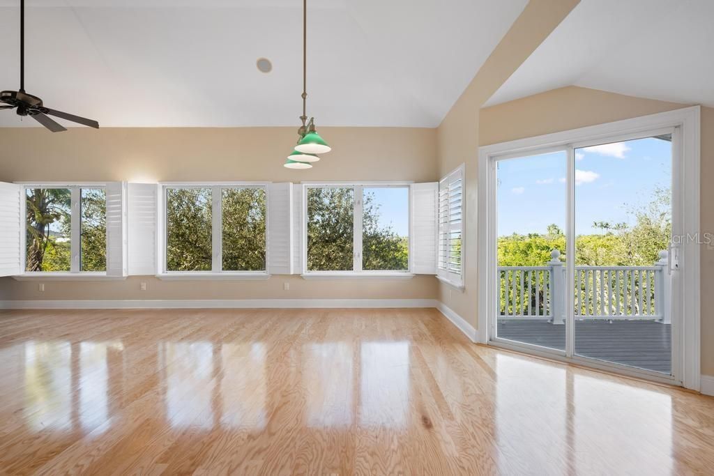 512 77th Street, Holmes Beach, FL 34217 Photo