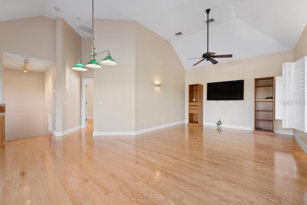 512 77th Street, Holmes Beach, FL 34217 Photo