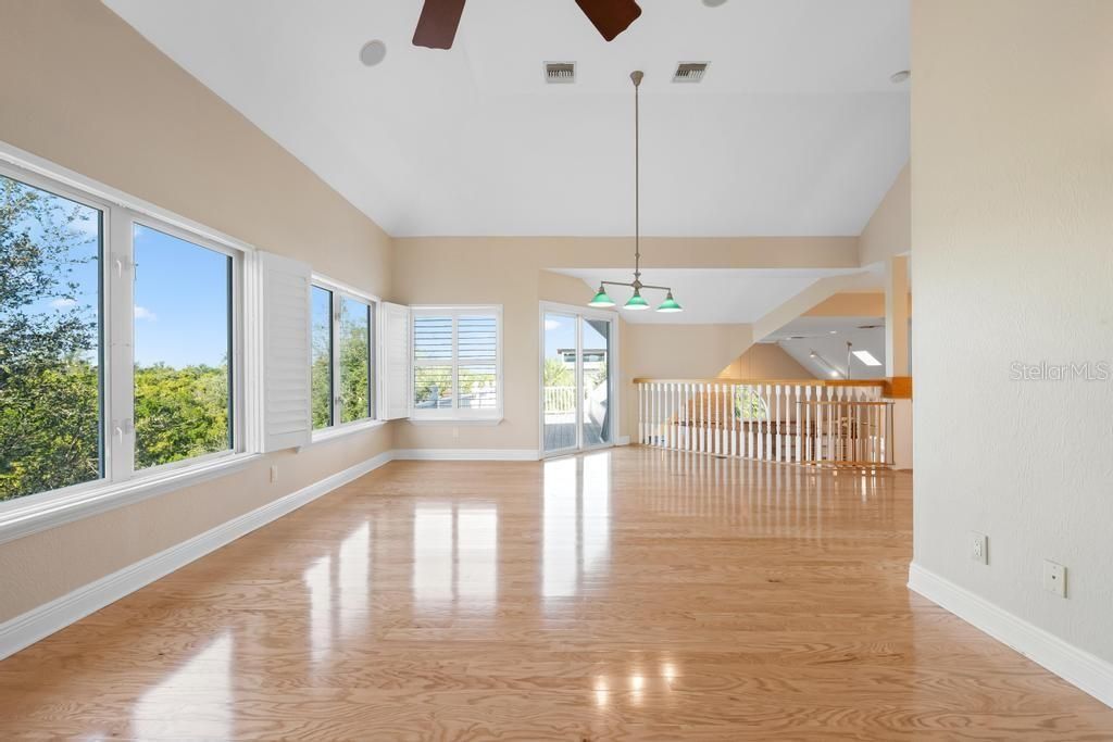 512 77th Street, Holmes Beach, FL 34217 Photo