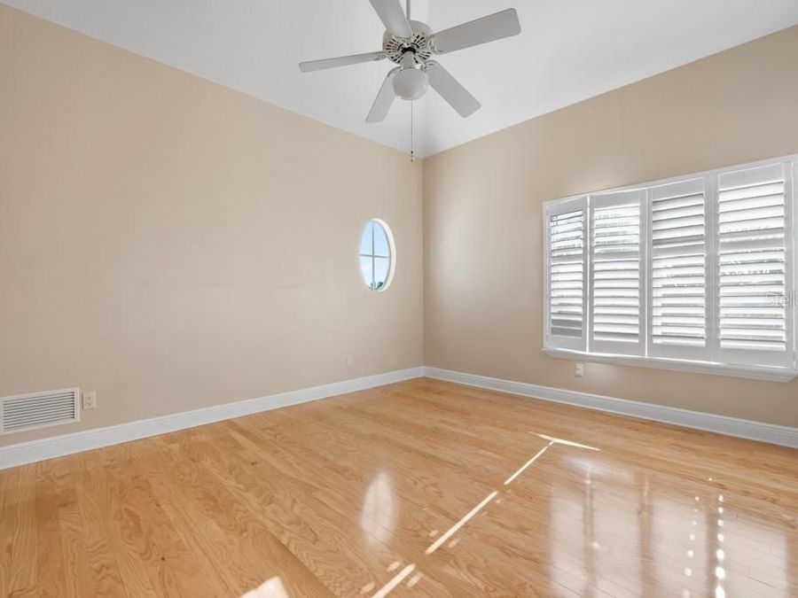 Property Image 90