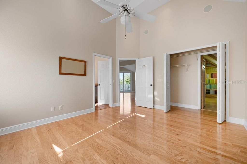 512 77th Street, Holmes Beach, FL 34217 Photo