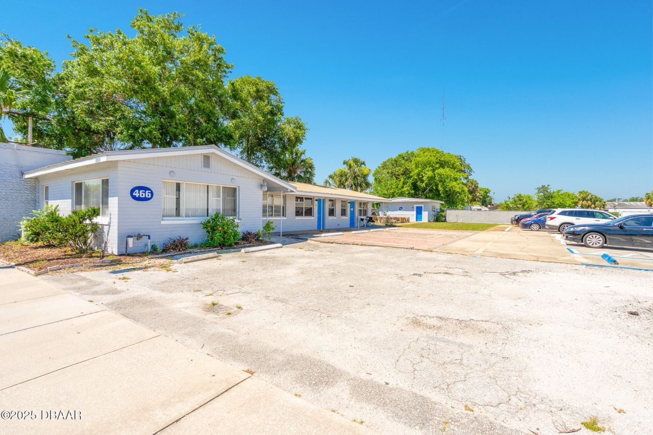 468 Ridgewood Avenue, Holly Hill, FL 32117 Photo