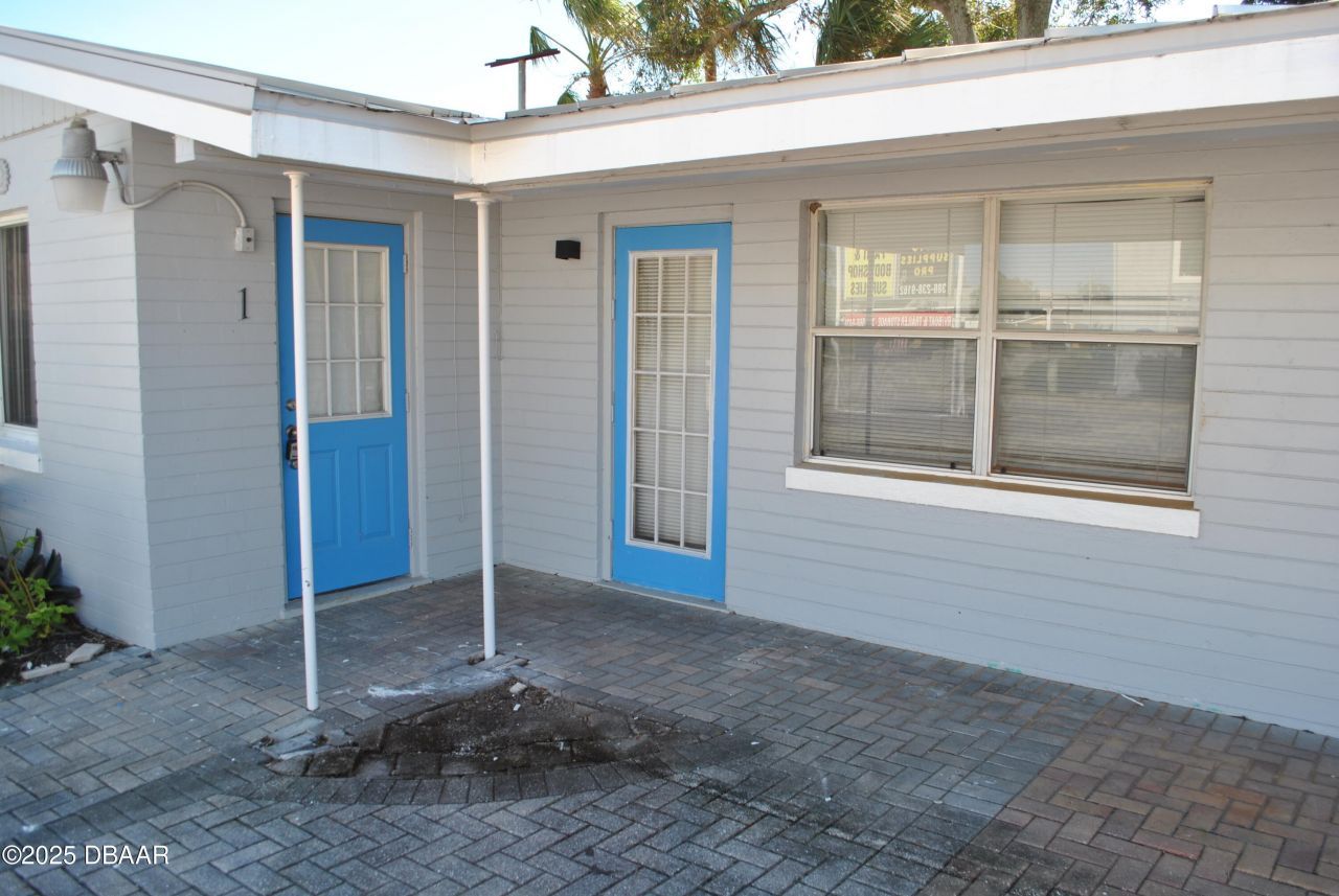 468 Ridgewood Avenue, Holly Hill, FL 32117 Photo