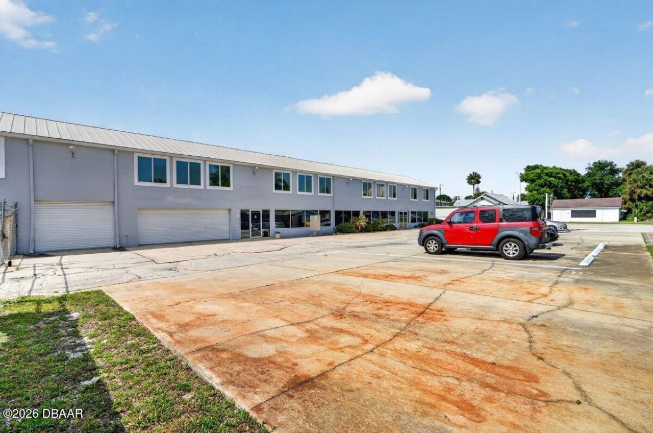 468 Ridgewood Avenue, Holly Hill, FL 32117 Photo
