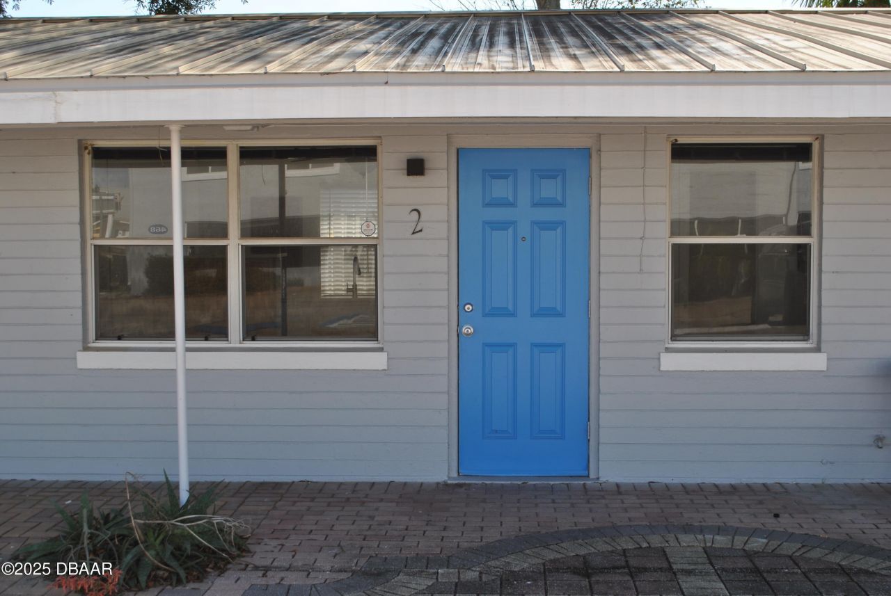 468 Ridgewood Avenue, Holly Hill, FL 32117 Photo