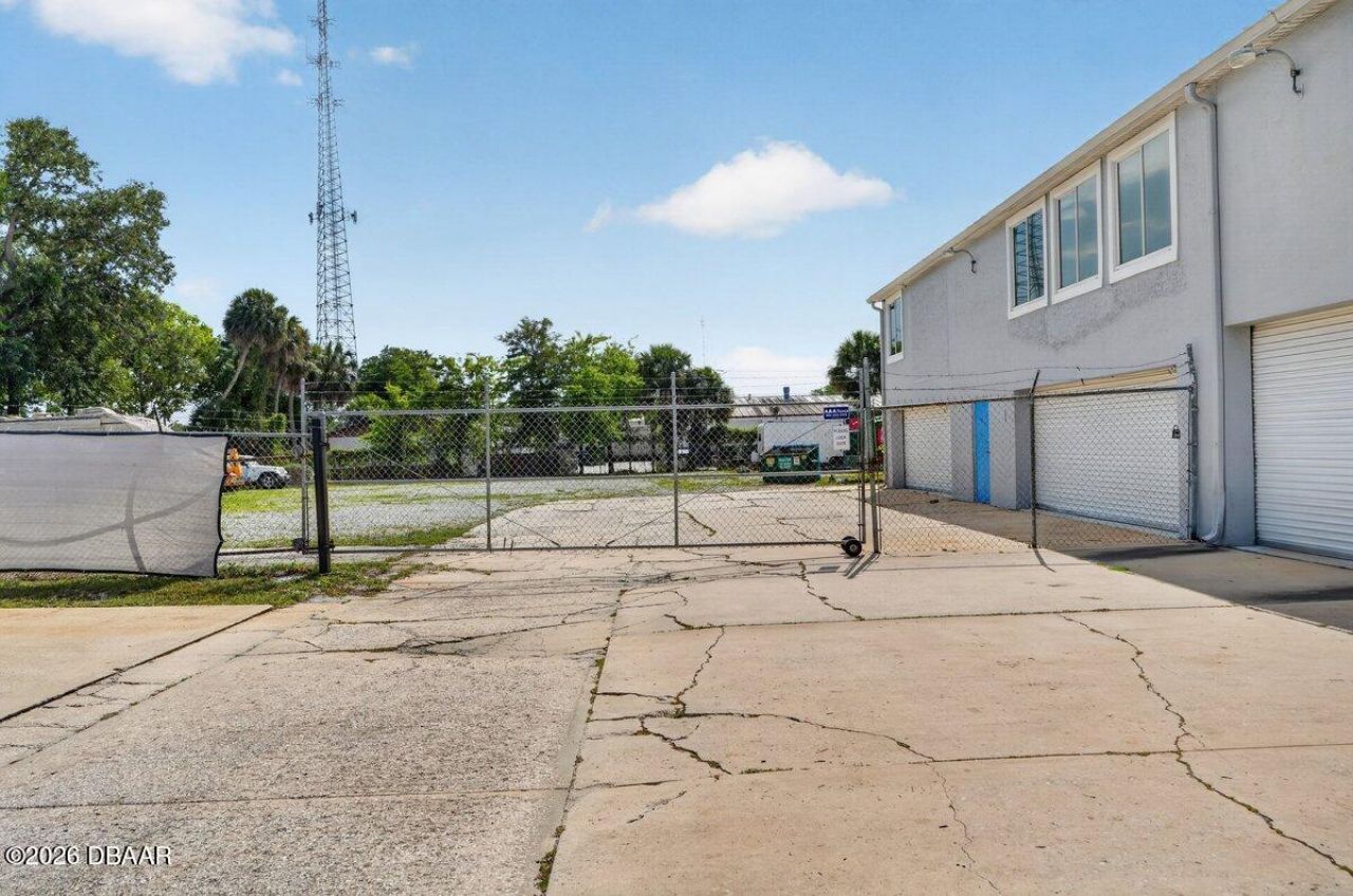 468 Ridgewood Avenue, Holly Hill, FL 32117 Photo