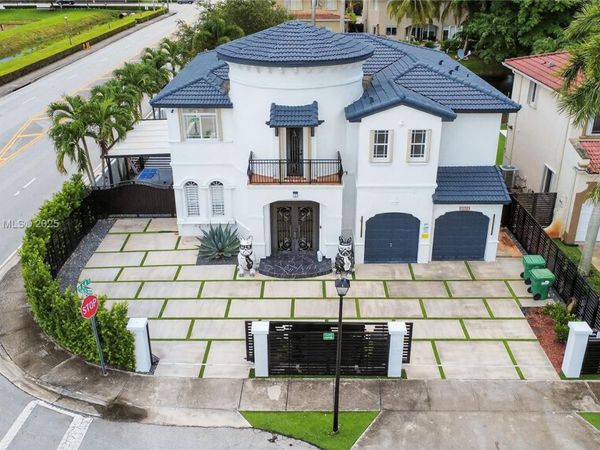 6403 SW 162nd Path, Miami, FL 33193