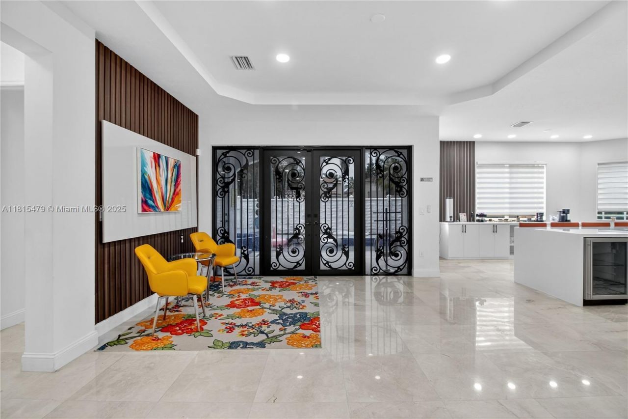 6403 SW 162nd Path, Miami, FL 33193 Photo