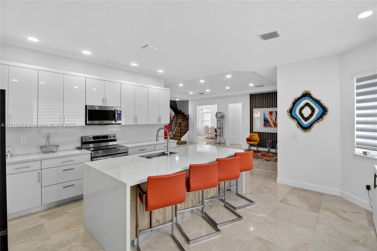 6403 SW 162nd Path, Miami, FL 33193 Photo