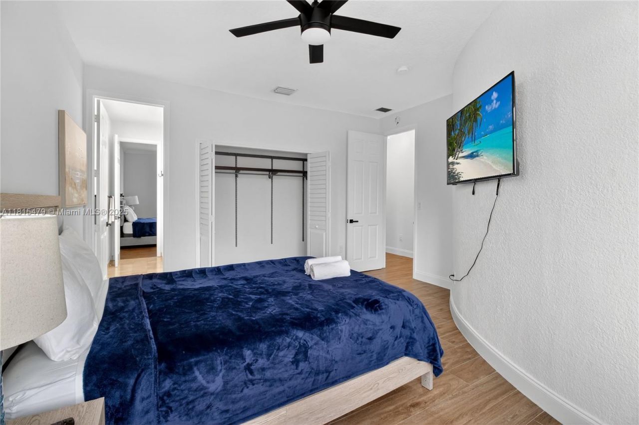 6403 SW 162nd Path, Miami, FL 33193 Photo