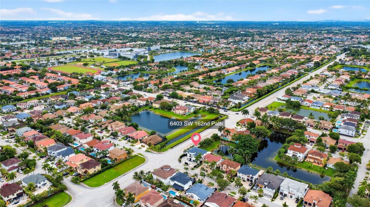 6403 SW 162nd Path, Miami, FL 33193 Photo