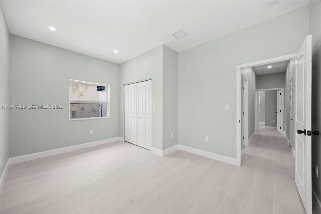 930 34th St, West Palm Beach, FL 33407 Photo