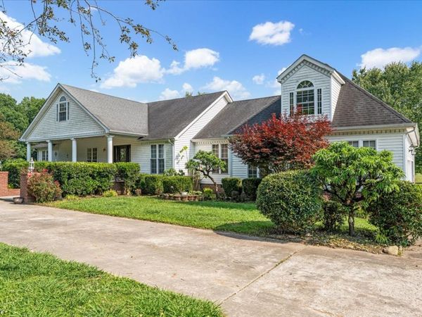 431 Jack Thomas Dr, Manchester, TN 37355