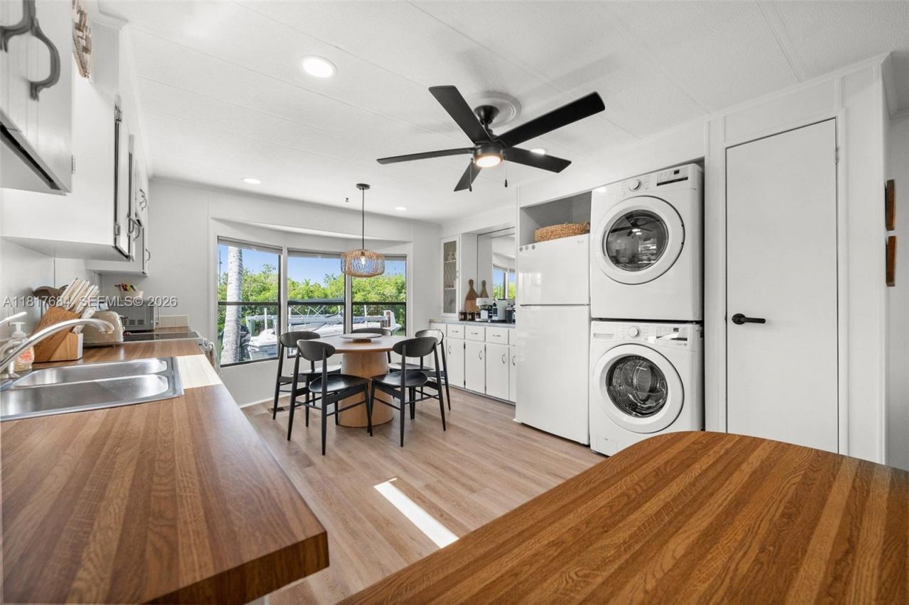 648 E Palm Dr, Marco Island, FL 34140 Photo