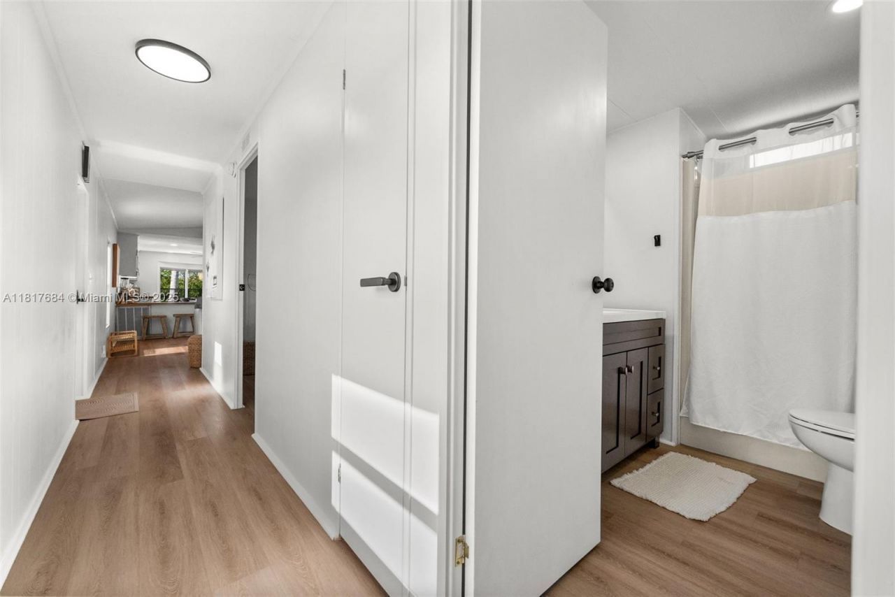 648 E Palm Dr, Marco Island, FL 34140 Photo