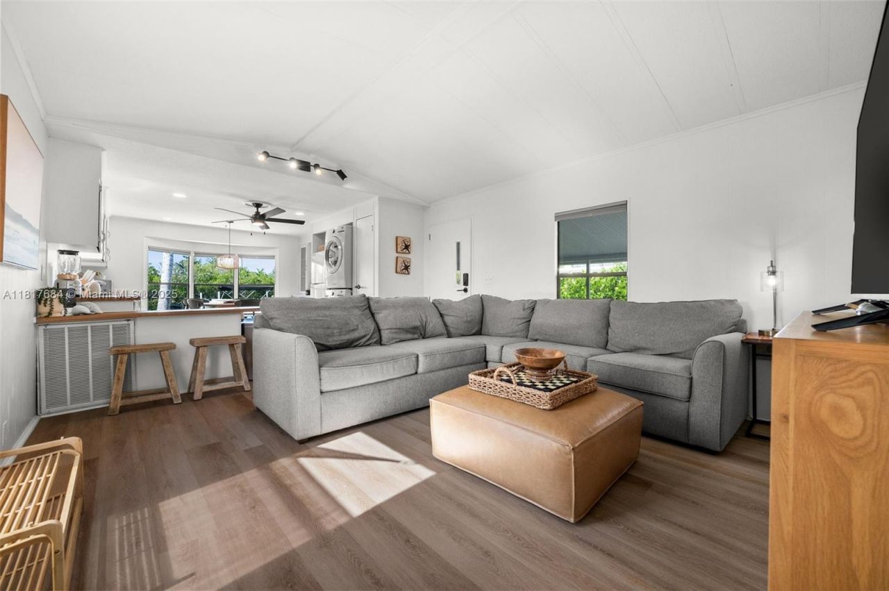 648 E Palm Dr, Marco Island, FL 34140 Photo