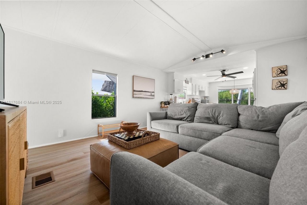 648 E Palm Dr, Marco Island, FL 34140 Photo