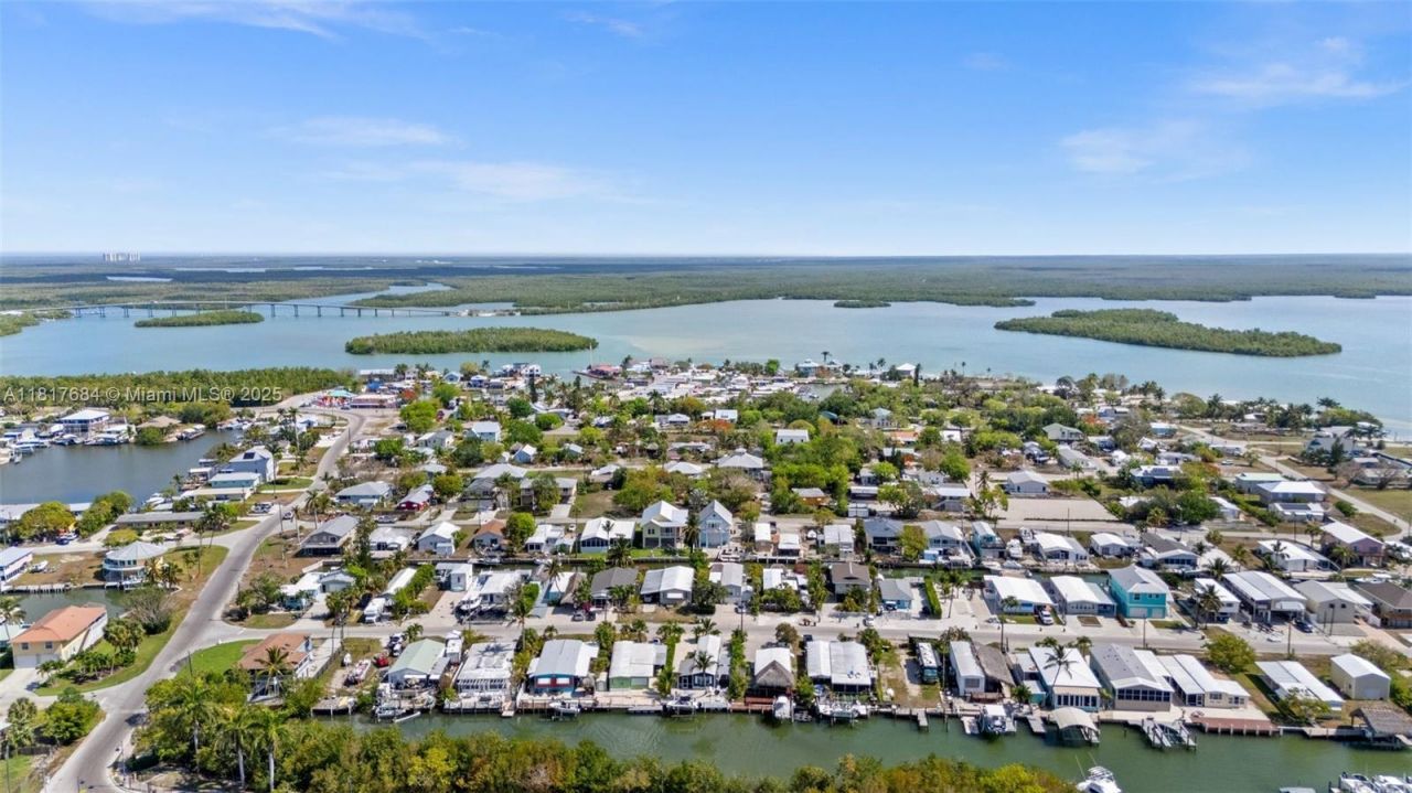 648 E Palm Dr, Marco Island, FL 34140 Photo