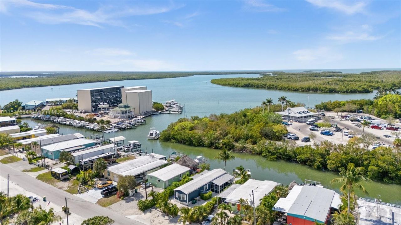 648 E Palm Dr, Marco Island, FL 34140 Photo