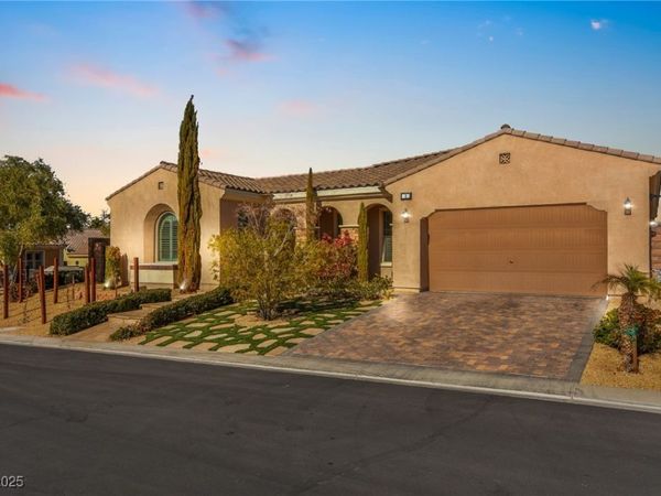2 Lago Turchino Court , Henderson, NV 89011
