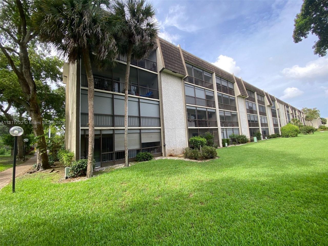 6200 NW 44th St, Unit 115, Lauderhill, FL 33319 Photo