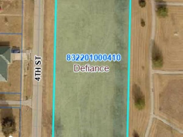 000 4th St Street, Defiance, IA 51527