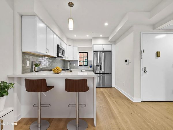 25-25 31st Avenue, Unit 6B, Astoria, NY 11106