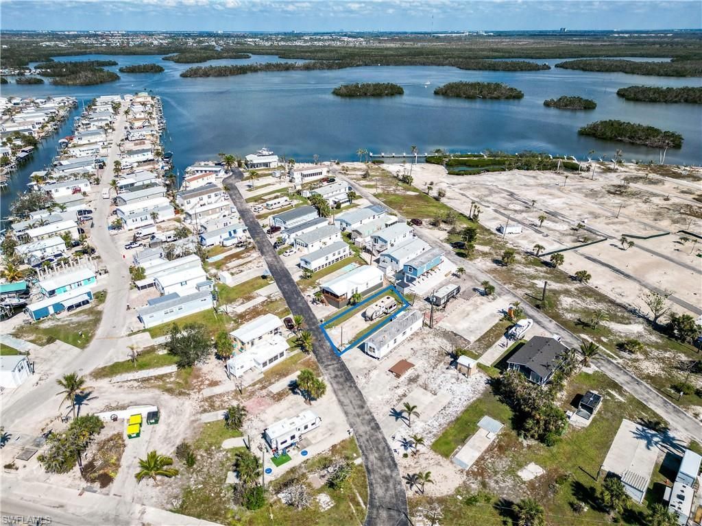 38 Helen Ln, Fort Myers Beach, FL 33931 Photo