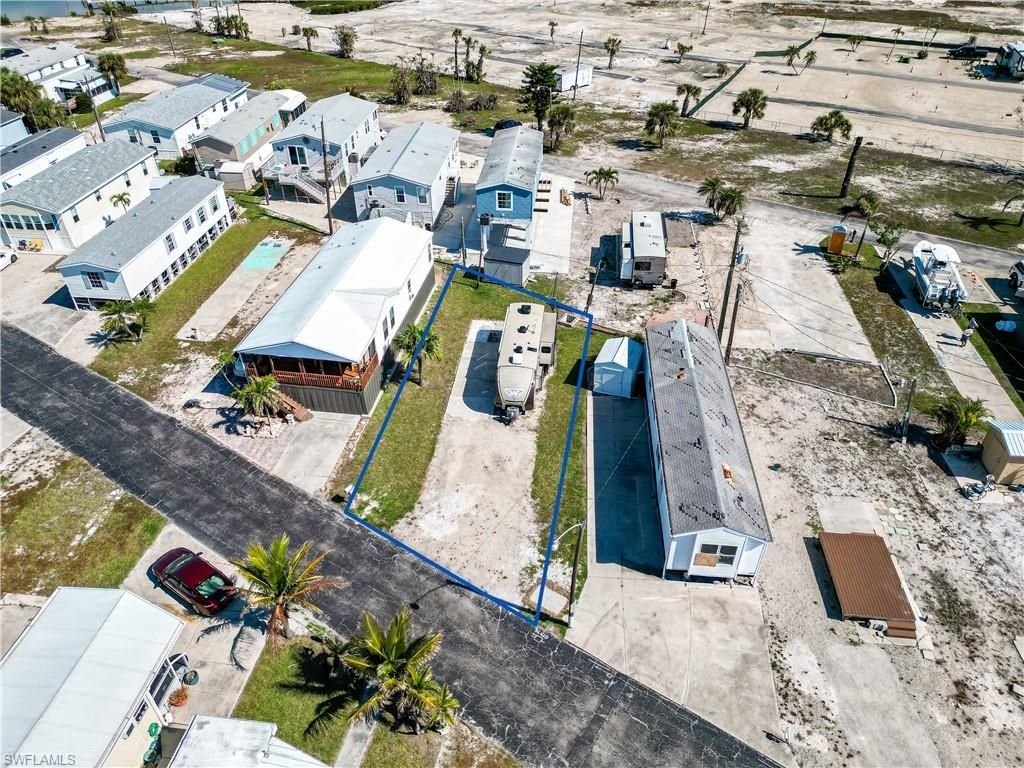 38 Helen Ln, Fort Myers Beach, FL 33931 Photo