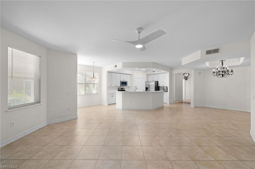 1630 Tarpon Bay Dr S, Unit 102, Naples, FL 34119 Photo