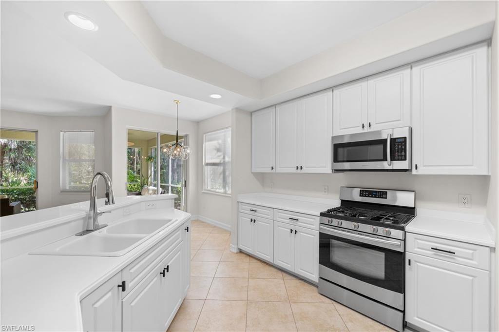 1630 Tarpon Bay Dr S, Unit 102, Naples, FL 34119 Photo