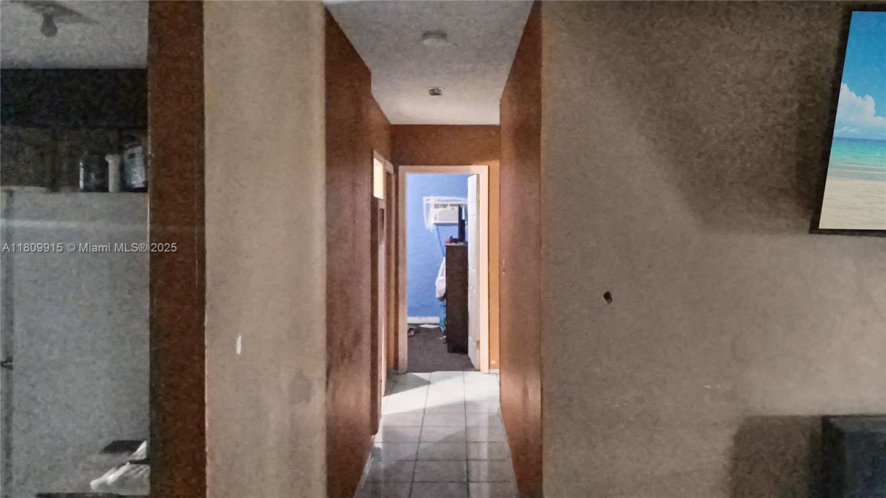 3015 NW 83rd St, Miami, FL 33147 Photo