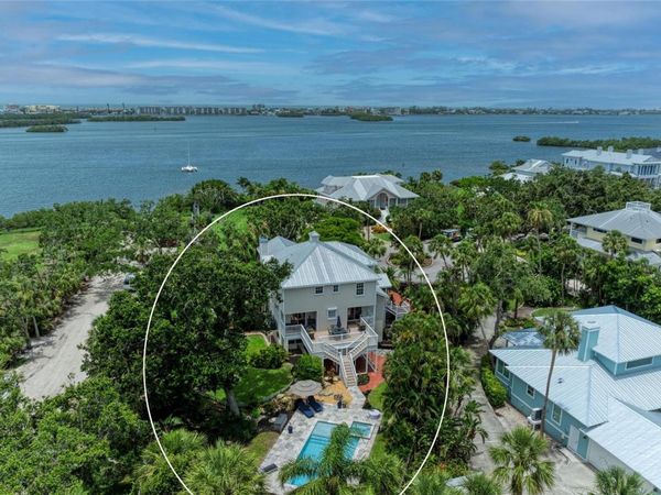 8963 FISHERMENS BAY DRIVE, SARASOTA, FL 34231