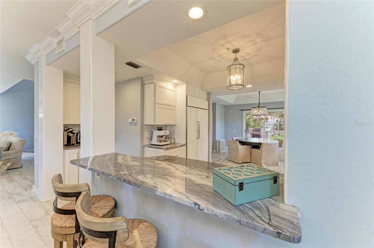 8963 Fishermens Bay Drive, Sarasota, FL 34231 Photo