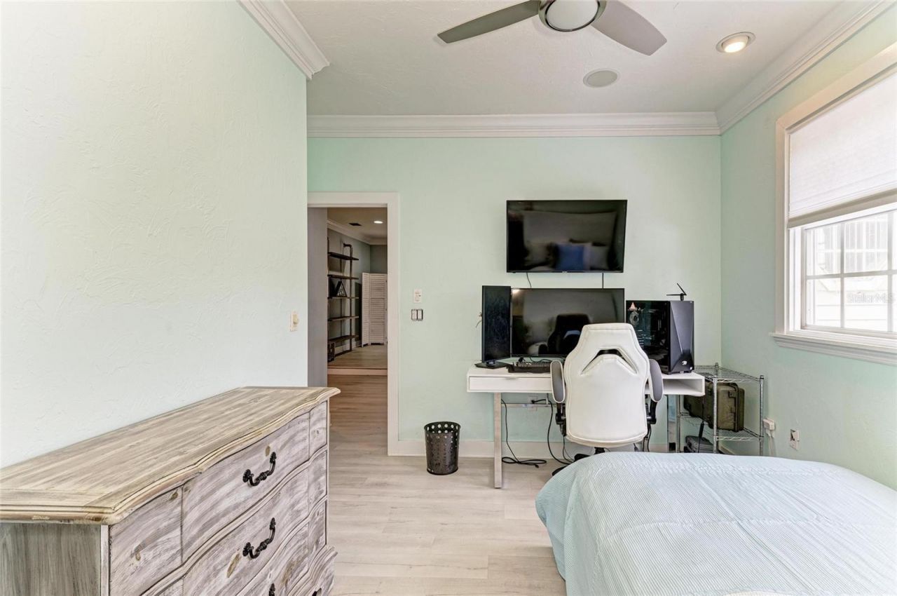 8963 Fishermens Bay Drive, Sarasota, FL 34231 Photo